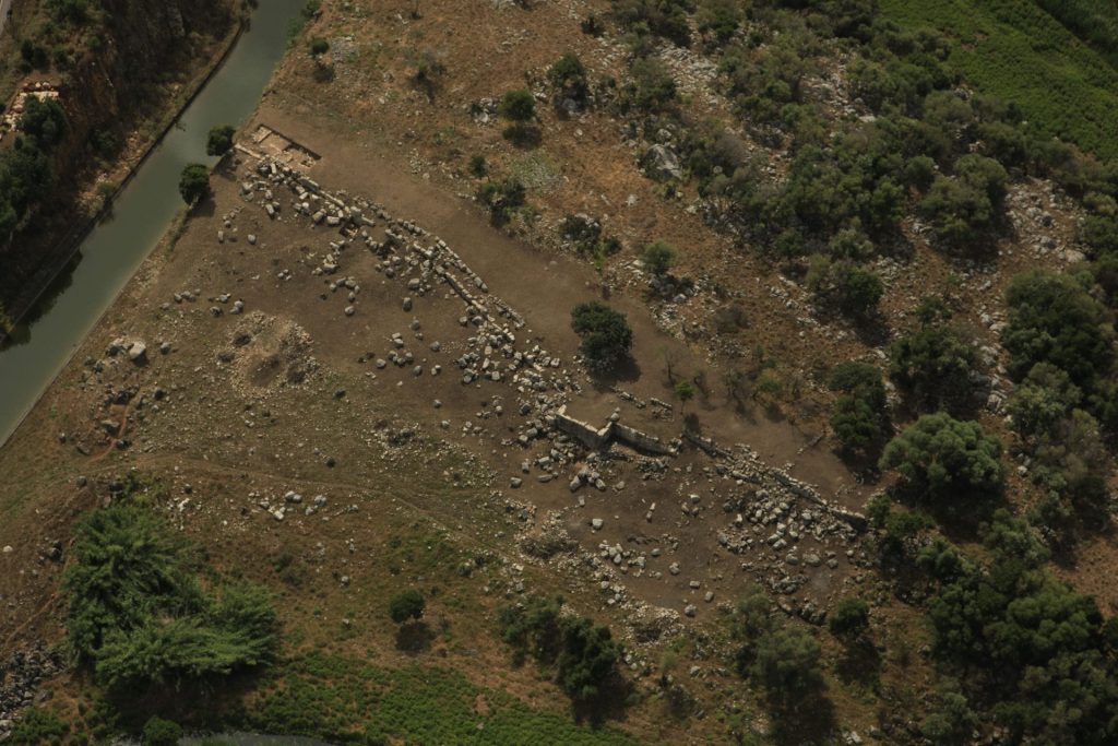 Αεροφωτογραφία οχύρωσης στη θέση Τρεις Εκκλησιές Πλευρώνας. Αρχείο ΕΦΑΑΙΤ.