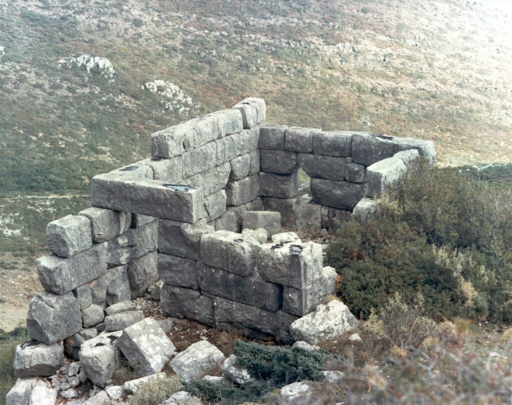 Οχύρωση στη θέση Τάπια - Πάγκαλη. Αρχείο ΕΦΑΑΙΤ.