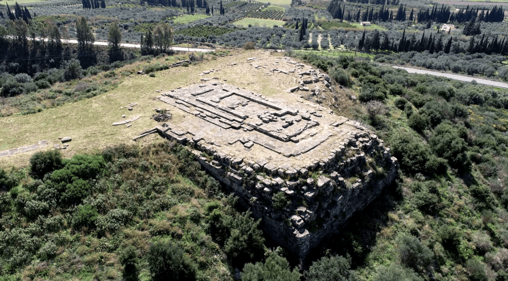 Λάφριο Καλυδώνας. Αρχείο ΕΦΑΑΙΤ. Φωτό: Γ. Μπούρχας.