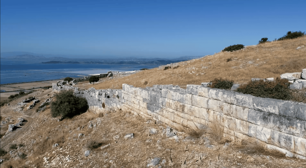 Χαρακτηριστικό τμήμα της οχύρωσης της Νέας Πλευρώνας. Αρχείο ΕΦΑΑΙΤ.